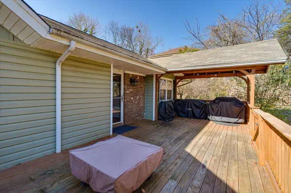 4557 Ravenwood DR, Chattanooga, TN 37415