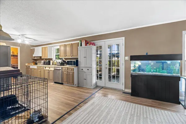 4040 Tomahawk CIR, Cleveland, TN 37312
