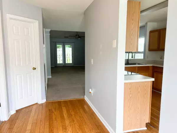 311 Dupont Way, Summerville, SC 29485