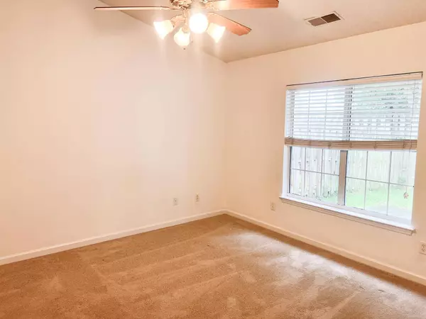 311 Dupont Way, Summerville, SC 29485