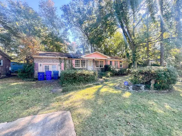 2156 Wood Ave, Charleston, SC 29414