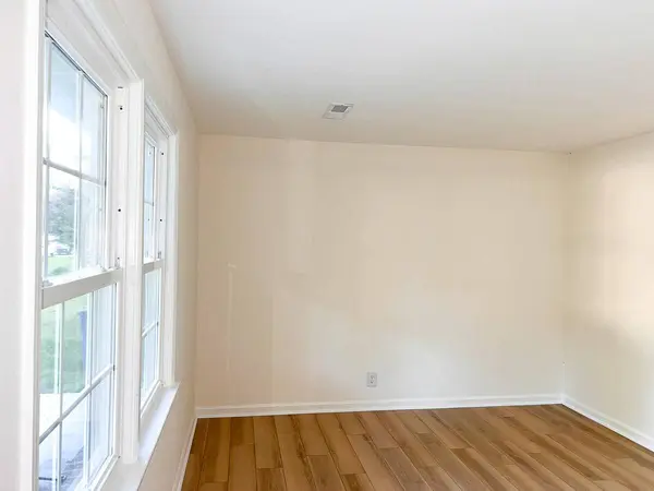 2156 Wood Ave, Charleston, SC 29414