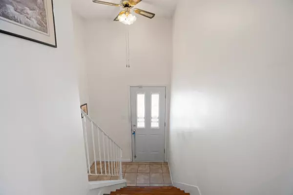 Kamloops, BC V2B 5P9,1078 Windbreak St