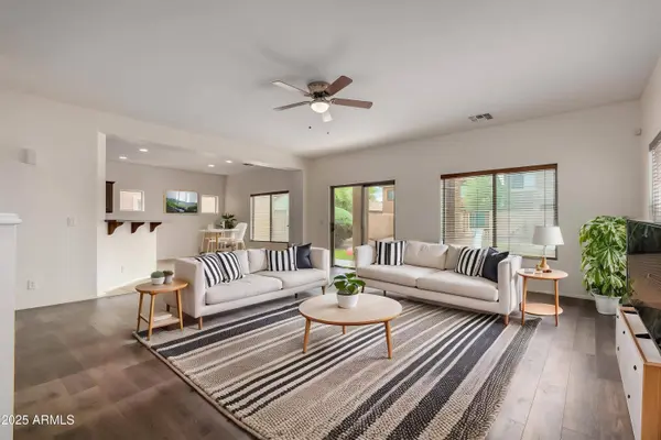 41227 W GRANADA Drive, Maricopa, AZ 85138