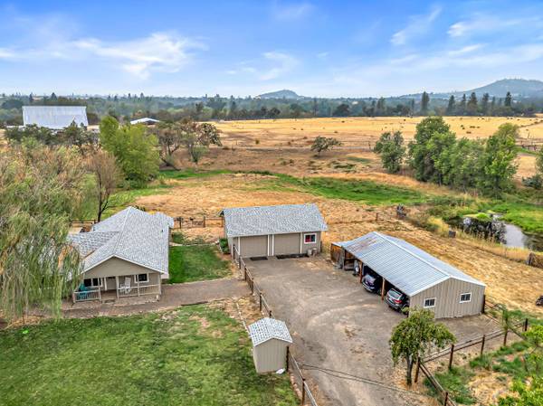 14145 Agate RD, Eagle Point, OR 97524