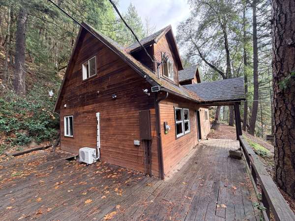 198 Coyote Creek RD, Wolf Creek, OR 97497