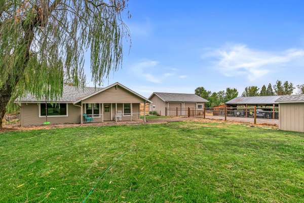 14145 Agate RD, Eagle Point, OR 97524