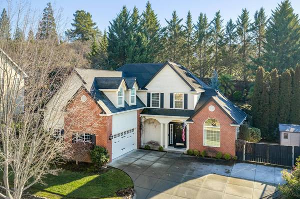 4102 Hidden Valley CT, Medford, OR 97504