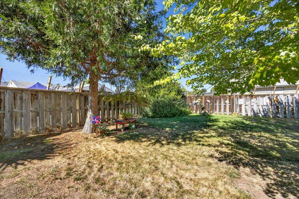 912 Holly ST, Medford, OR 97501