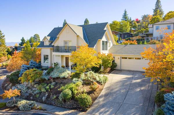 500 Lakota WAY, Ashland, OR 97520