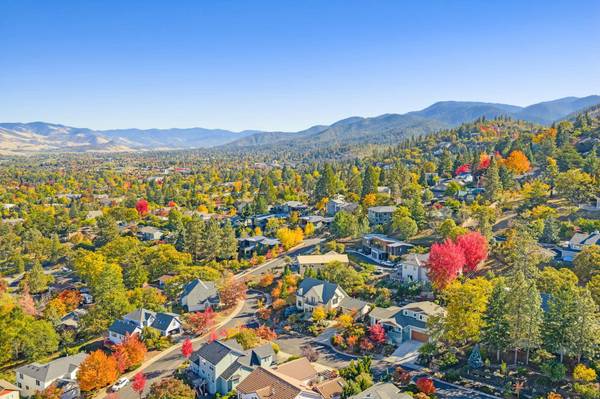 500 Lakota WAY, Ashland, OR 97520