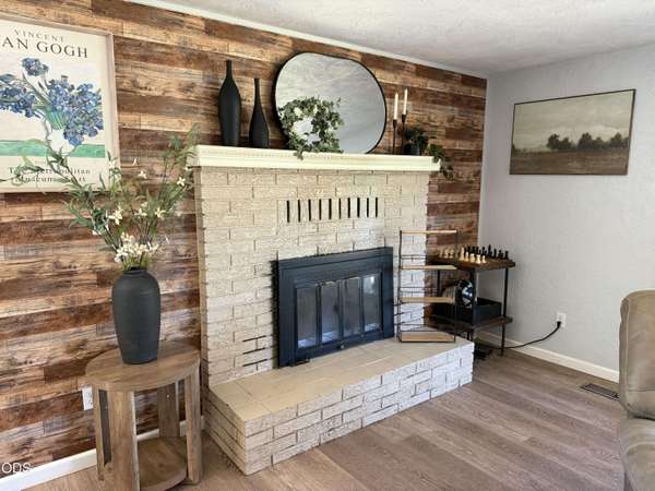 2661 Aztec AVE, Medford, OR 97501