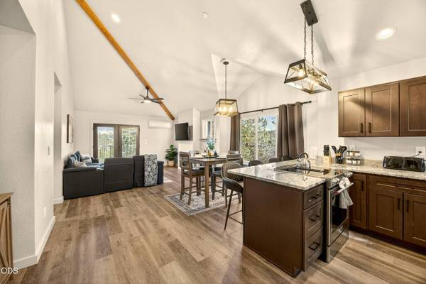 4715 Red Tail DR, Klamath Falls, OR 97601