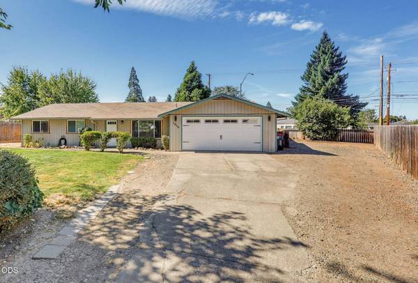 1210 Jasper ST, Medford, OR 97501