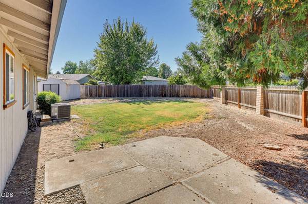 1210 Jasper ST, Medford, OR 97501