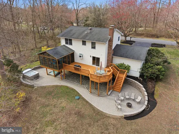 5209 GRENOCK DR, Lothian, MD 20711