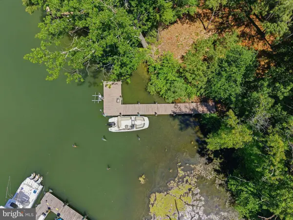550 ROLLING HILLS RD, Solomons, MD 20688