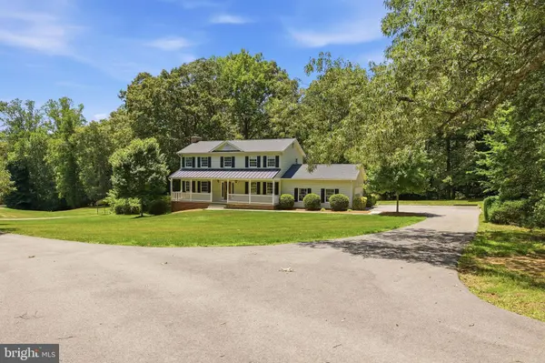 5570 HUNTINGTOWN RD, Huntingtown, MD 20639