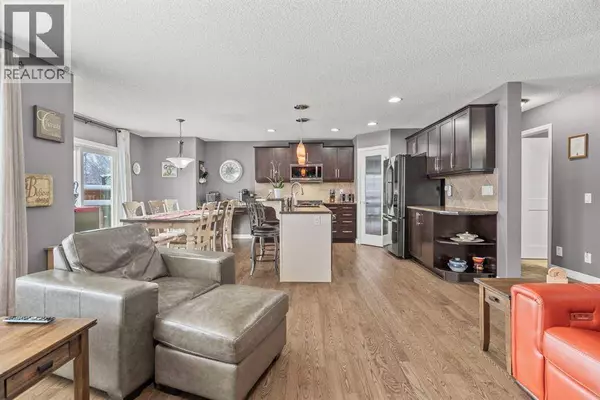 715 Copperpond Circle SE, Calgary, AB T2Z0R5