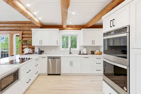 300 Canal ST, Rural Ponoka County, AB T0C0J0