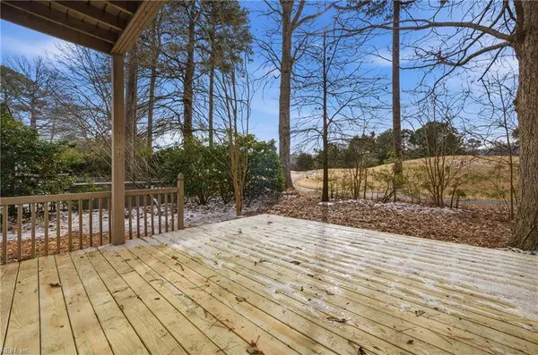 970 Nicklaus DR, Newport News, VA 23602