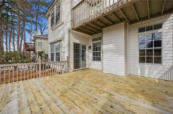 970 Nicklaus DR, Newport News, VA 23602