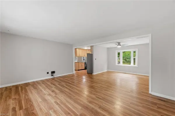 219 Saddler DR, Newport News, VA 23608