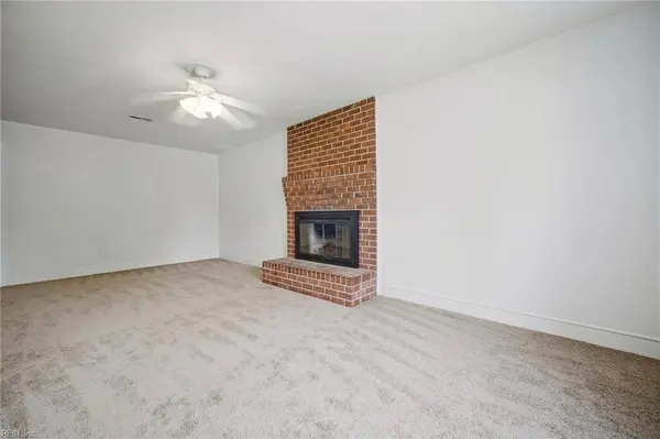 1820 Moger DR, Hampton, VA 23663