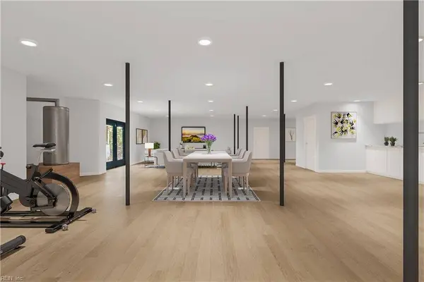 2112 Pretty Lake AVE, Norfolk, VA 23518
