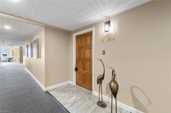 3556 Shore DR Unit 1005, Virginia Beach, VA 23455