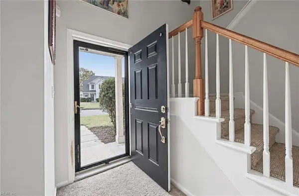 801 Wyemouth DR, Newport News, VA 23602