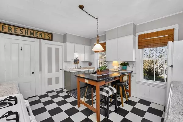 41 Walnut St., Hudson, MA 01749