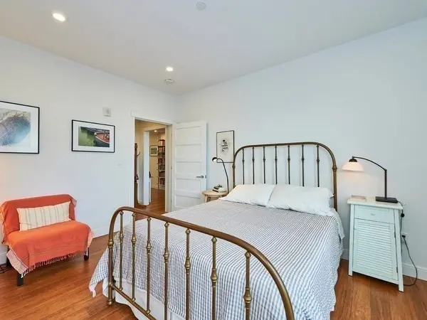 290 Highland Ave #3A, Somerville, MA 02144