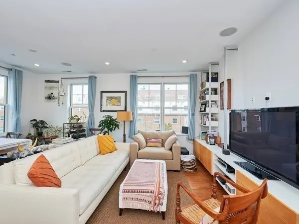 290 Highland Ave #3A, Somerville, MA 02144