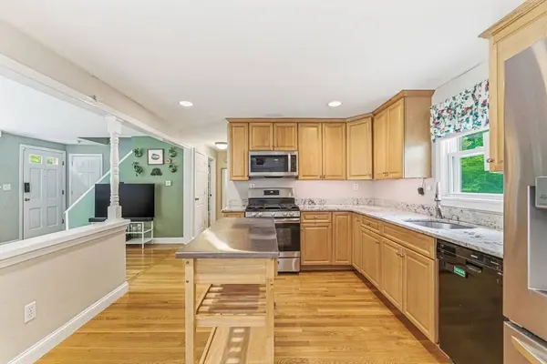 51 Parker Road, Chelmsford, MA 01824