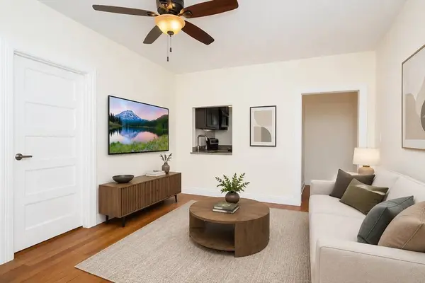65 Burbank #17, Boston, MA 02115
