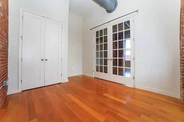 125 B #3A, Boston, MA 02127
