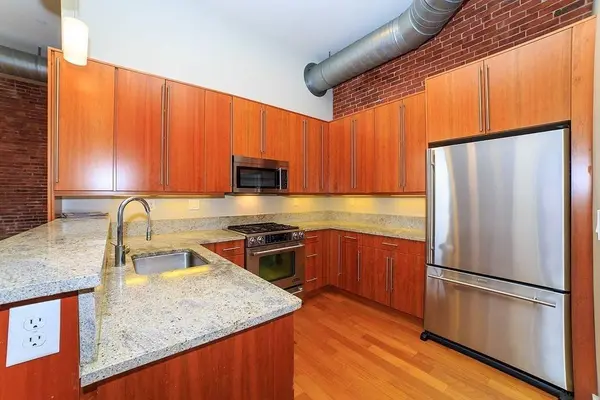 125 B #3A, Boston, MA 02127