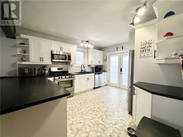 273 Eleventh Avenue, Lively, ON P3Y1M7