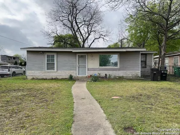 726 Southcross, San Antonio, TX 78211