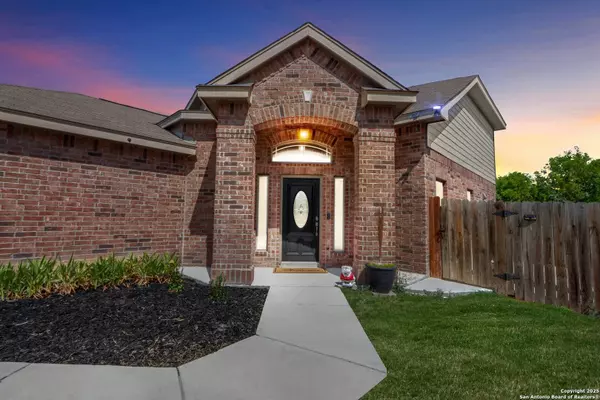 6239 Lowrie, San Antonio, TX 78239