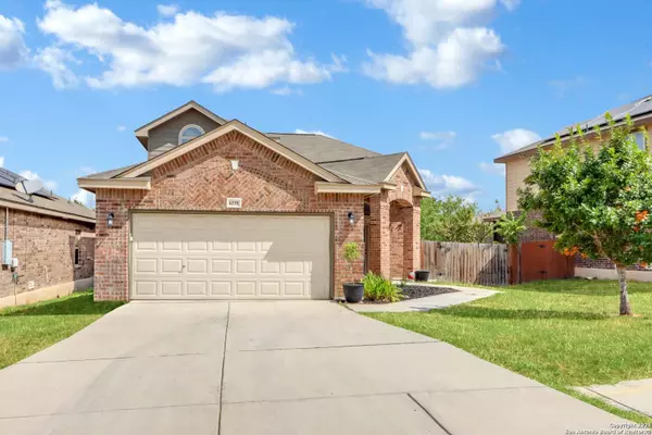 6239 Lowrie, San Antonio, TX 78239