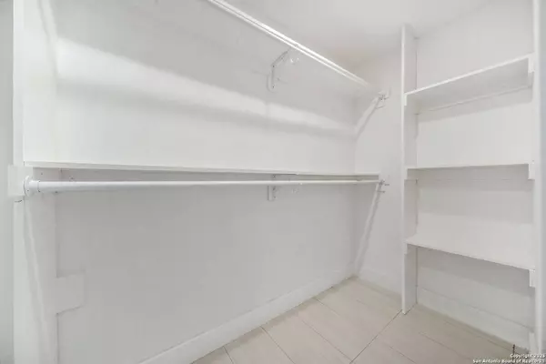 235 Wainwright, San Antonio, TX 78211