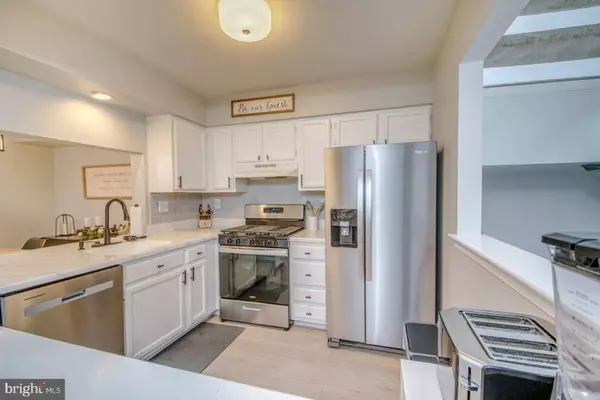 1704 ABERDEEN LN, Blackwood, NJ 08012