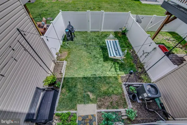 31 VILLAGE GREEN LN, Sicklerville, NJ 08081