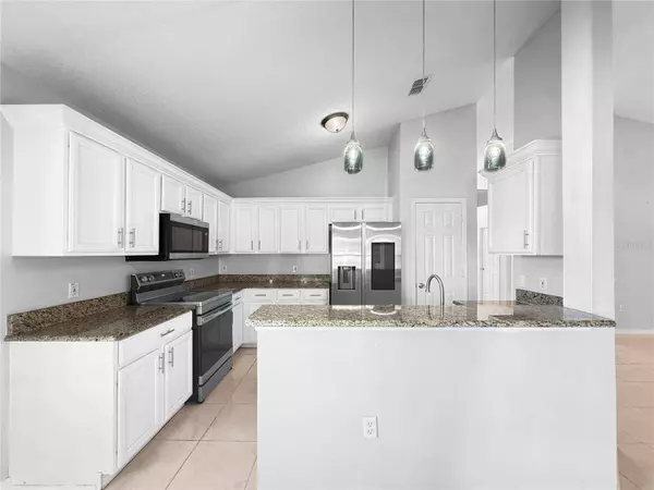 2135 FLINTLOCK BLVD, Kissimmee, FL 34743