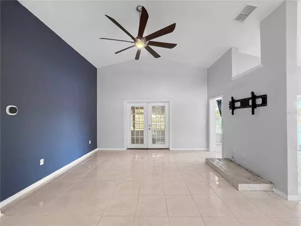 2135 FLINTLOCK BLVD, Kissimmee, FL 34743