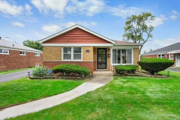17206 Highland Ave Hazel Crest IL home for sale