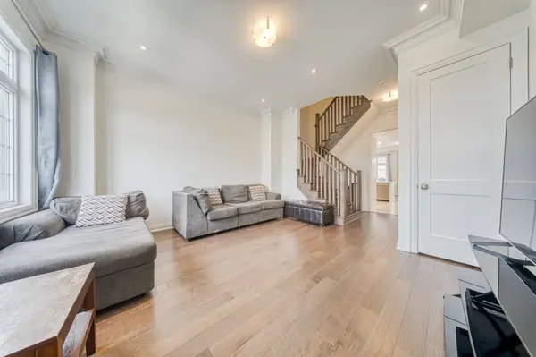 4259 Major Mackenzie DR E, Markham, ON L6C 3L5