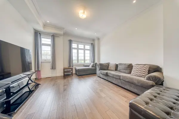 4259 Major Mackenzie DR E, Markham, ON L6C 3L5